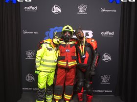 20251023_231836-kometMUC-Fetish93de-Lumo.jpg