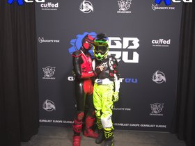 20251025_011104-PupSpido-neonrider_.jpg